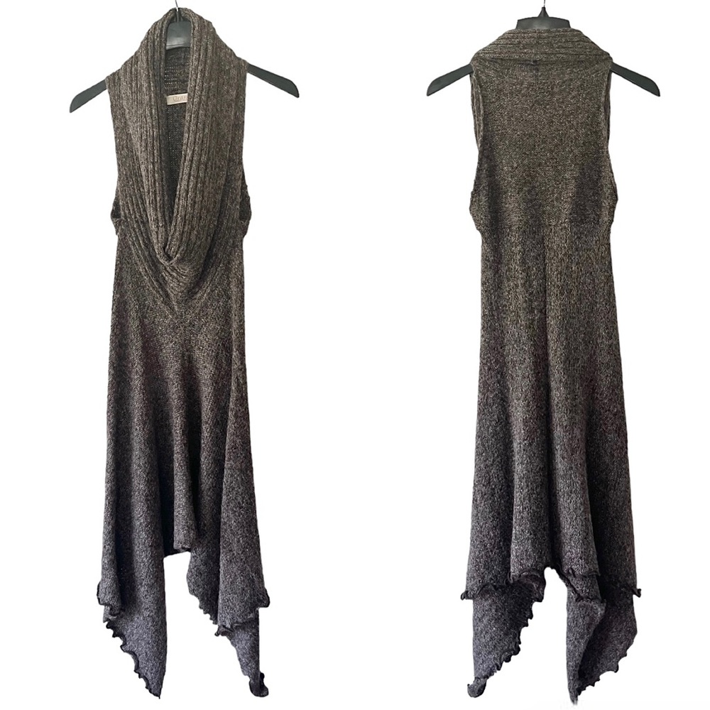Chic Sleeveless Sweater Dress